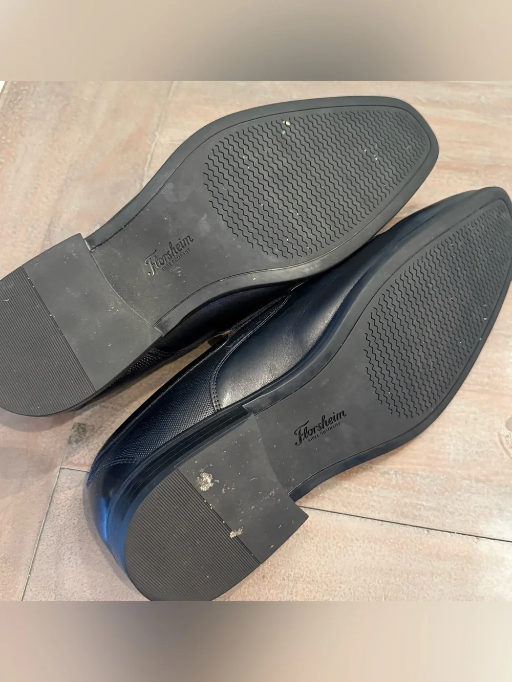 Florsheim Men's Postino Moc Toe Venetian Leather Black Slip OnSize 11 EUC